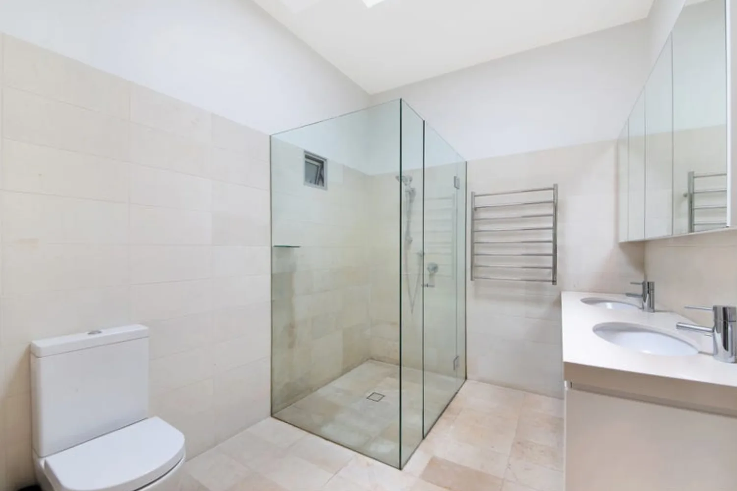 Simone Zimmermann $30m Bondi home bathroom