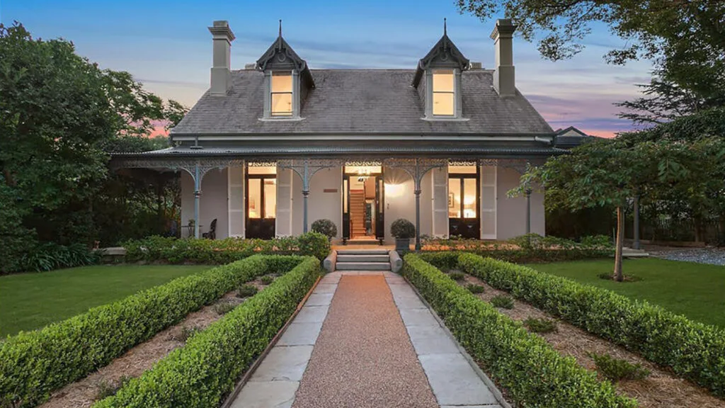 Front facade of RecipeTin Eats founder home in Hunters Hill, Sydney.