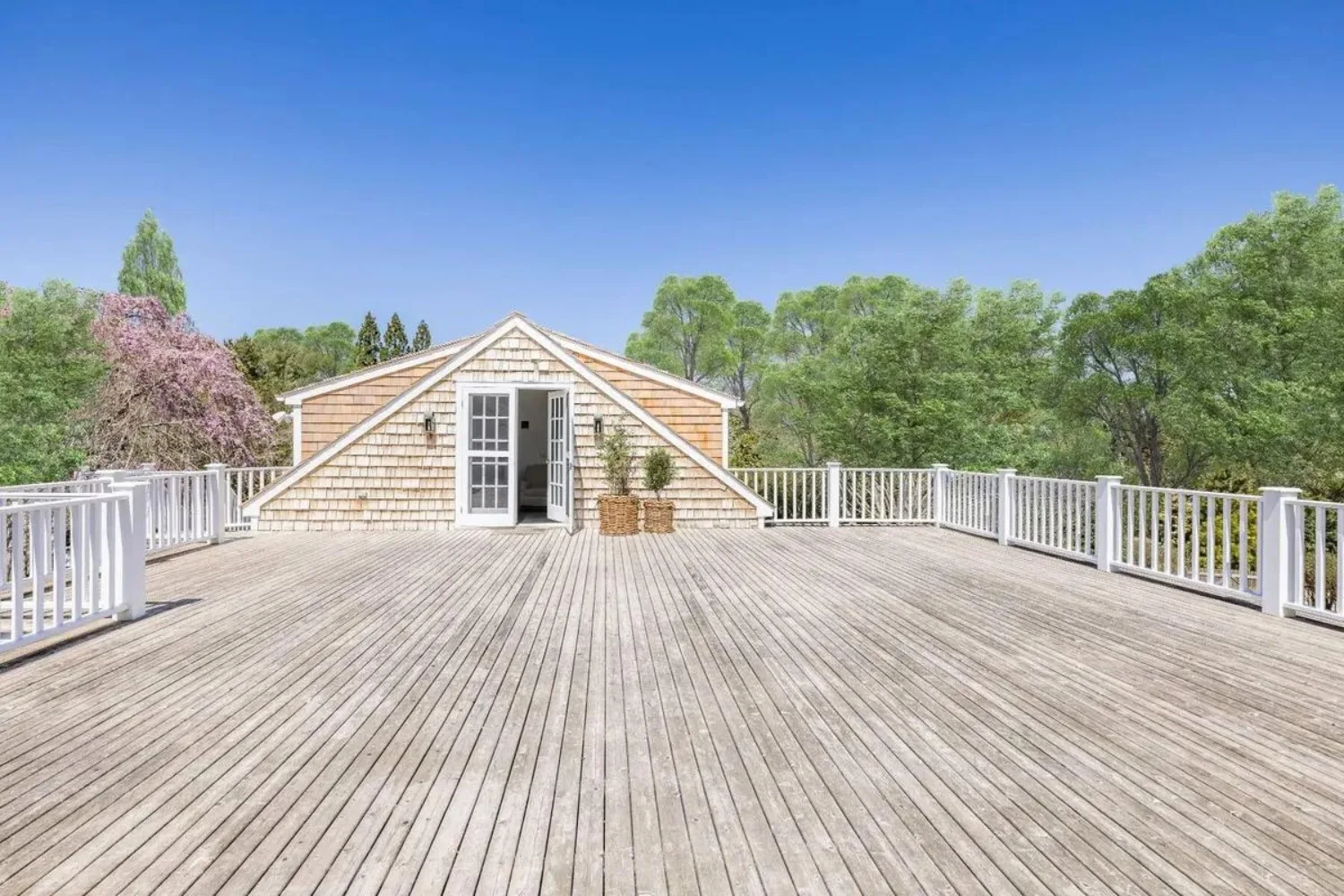 Drew Barrymore Hamptons home for sale upstairs deck
