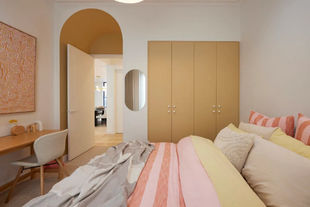 Brad and Mel from Dream Home's daughter Maya got a bright new bedroom with pinks and yellows