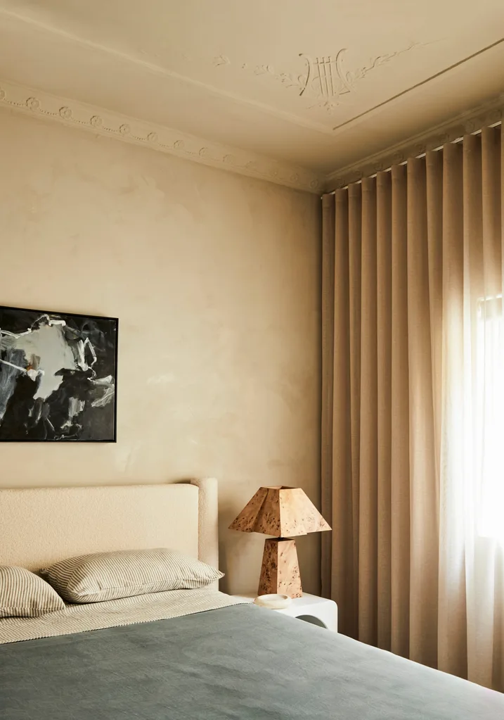 Darren Palmer's Bondi home bedroom.
