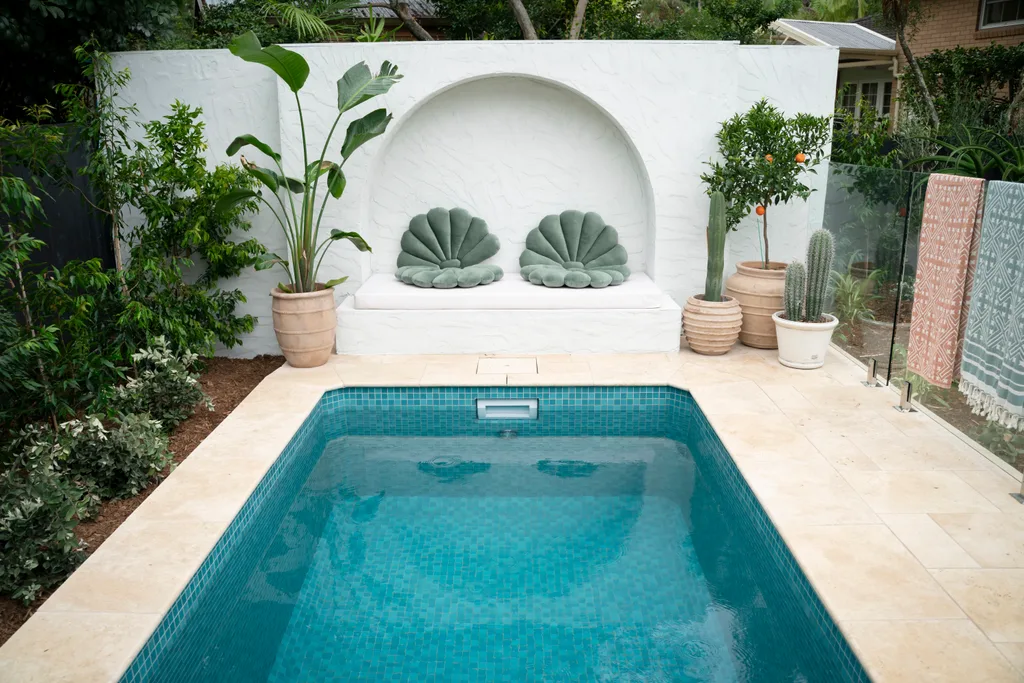 Dream Home Lara and Peter's Landscaping pool