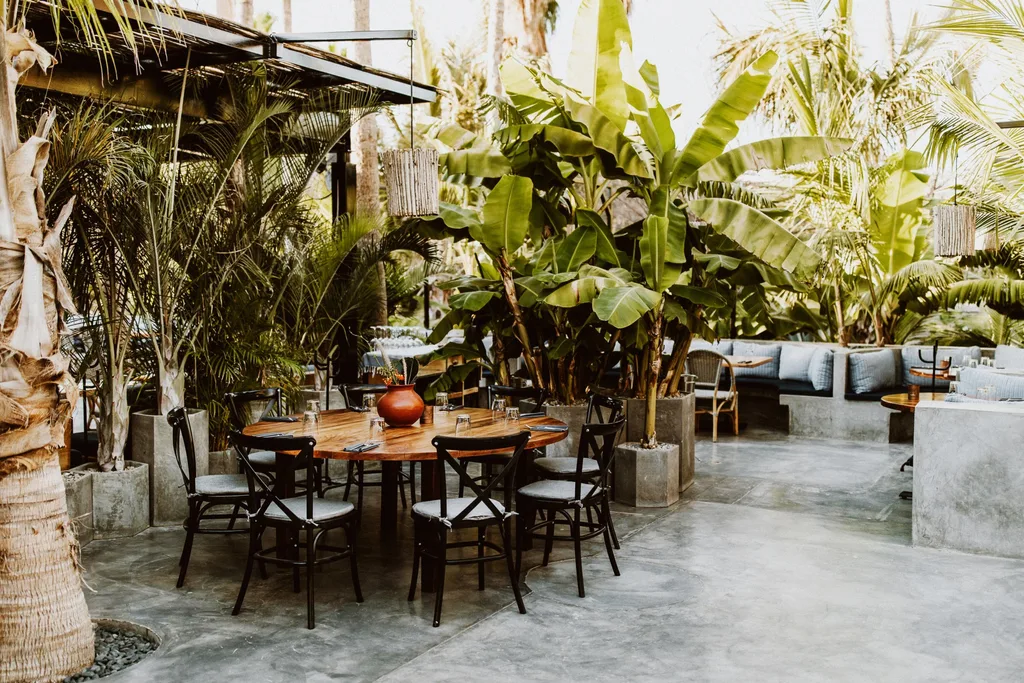 A tropical eatery located at Acre in Los Cabos.