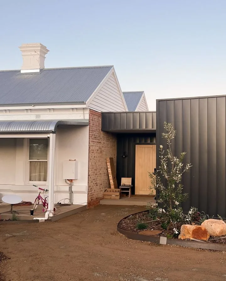 Josh and Jenna Rutherglen homestead landscaping