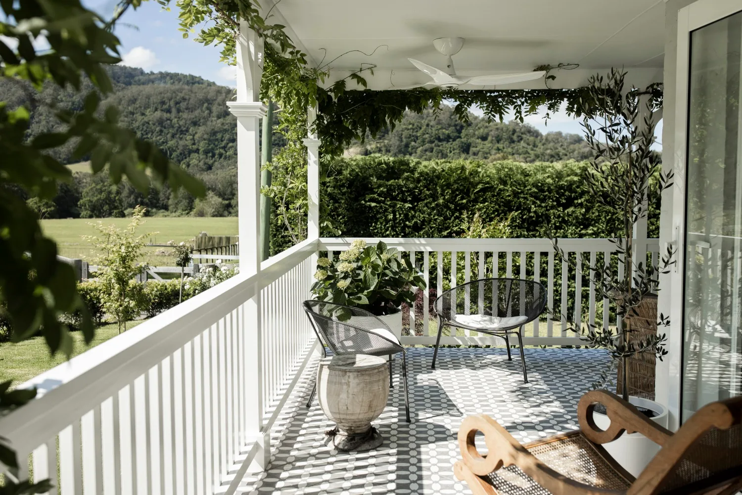 Neale Whitaker's Berry home verandah