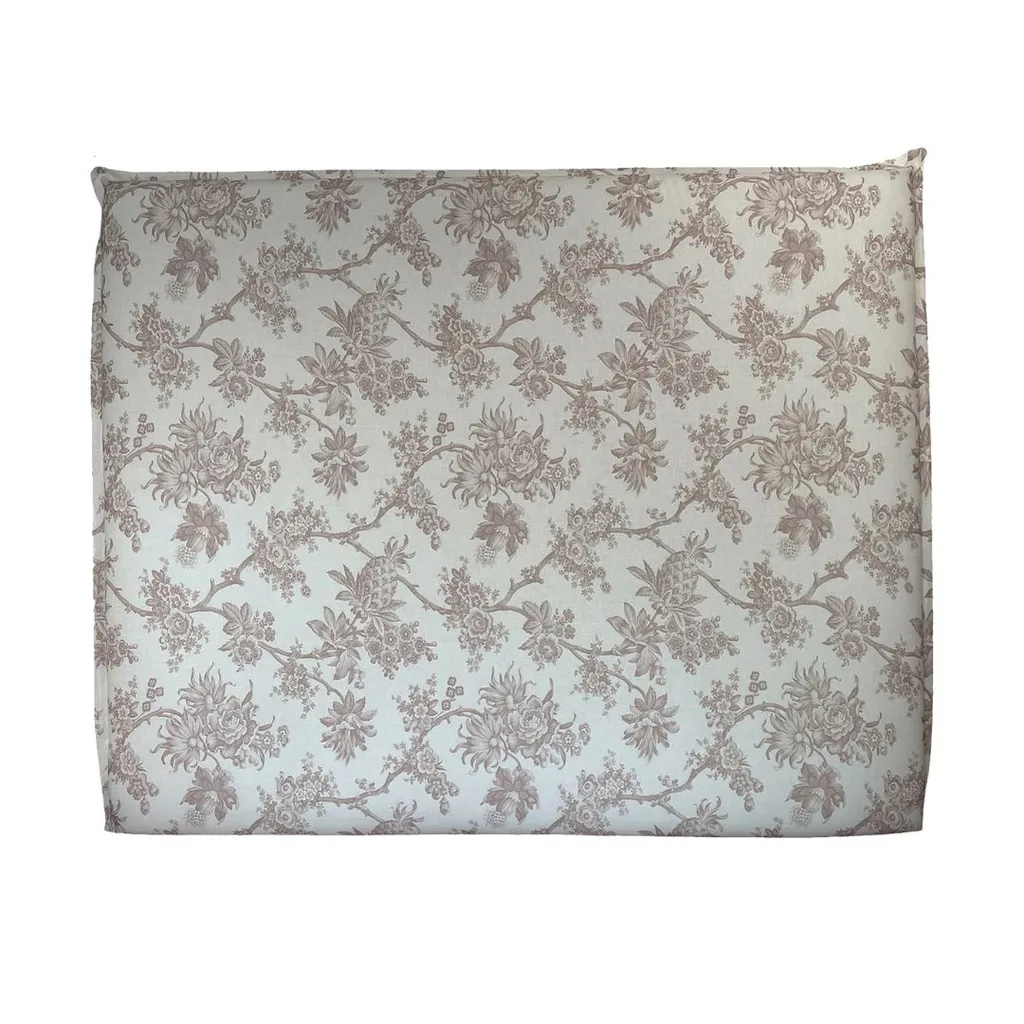 Floral pink bedhead.