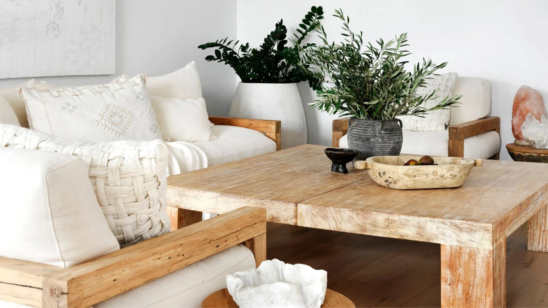 20 coffee table ideas to style your living room