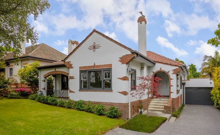 5 Of Australia's Most Haunted Houses | Home Beautiful