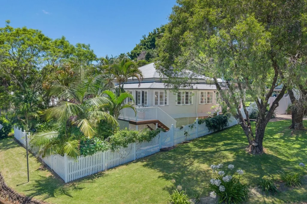 Courtney Adamo Bangalow home for sale