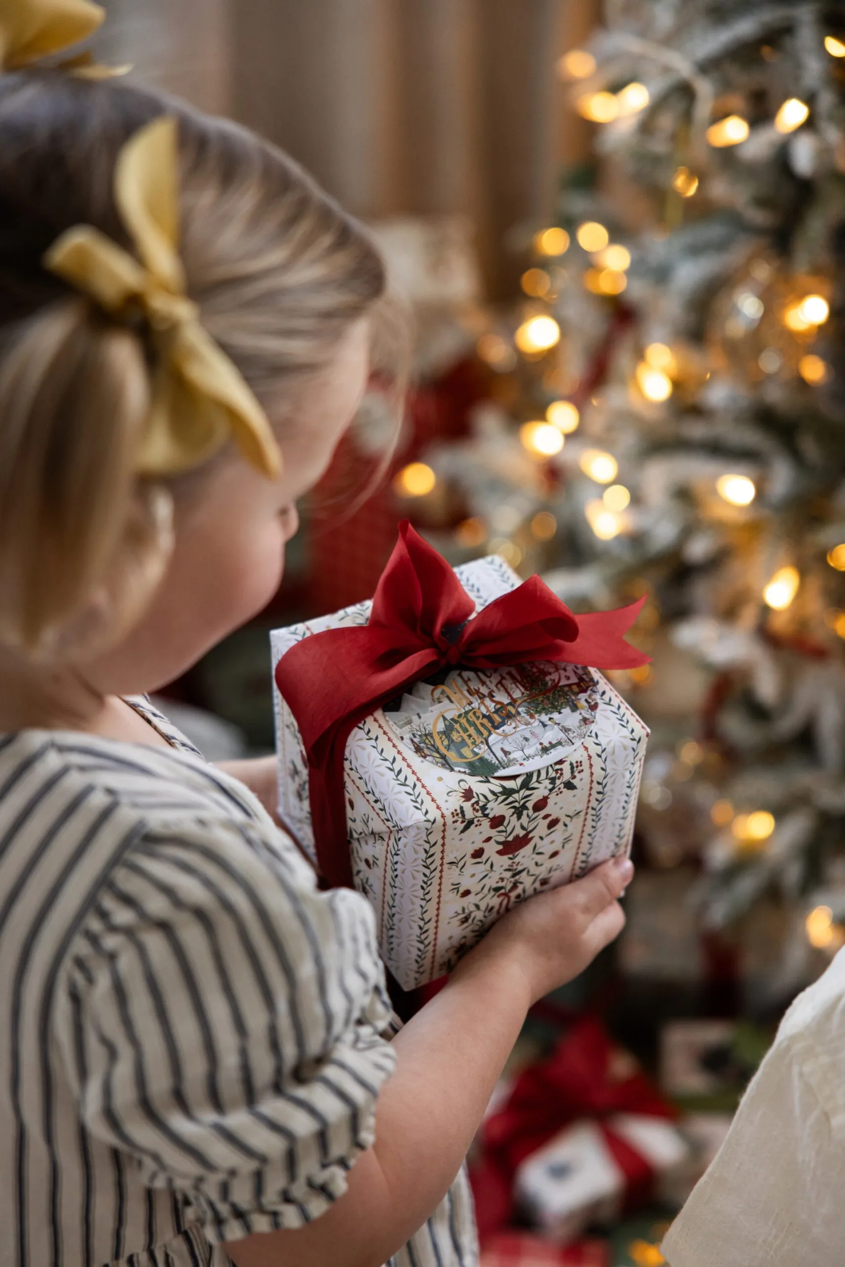 Bespoke letterpress wrapping. 