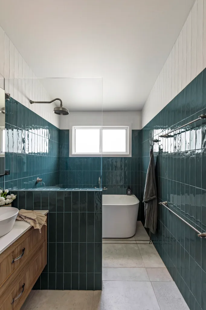 The standing bath inside the main bathroom of a South Coast holiday home.