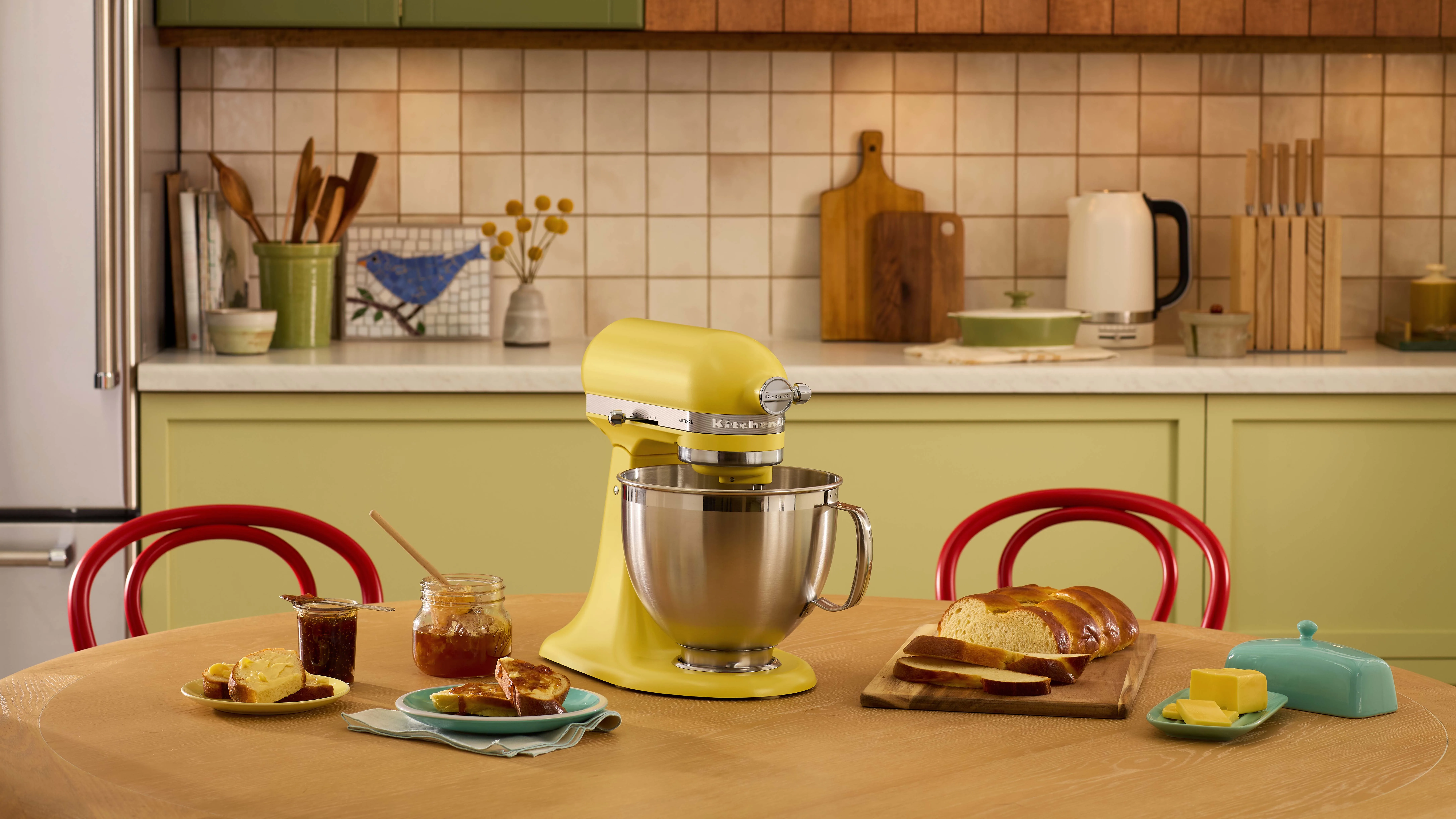 KitchenAid colour of the year 2025 butter yellow stand mixer
