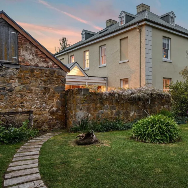 A Georgian country house in Tasmania