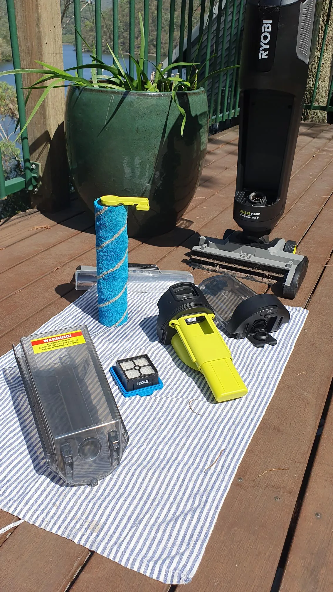 Ryobi 18V HP wet and dry hard floor cleaner: our honest review