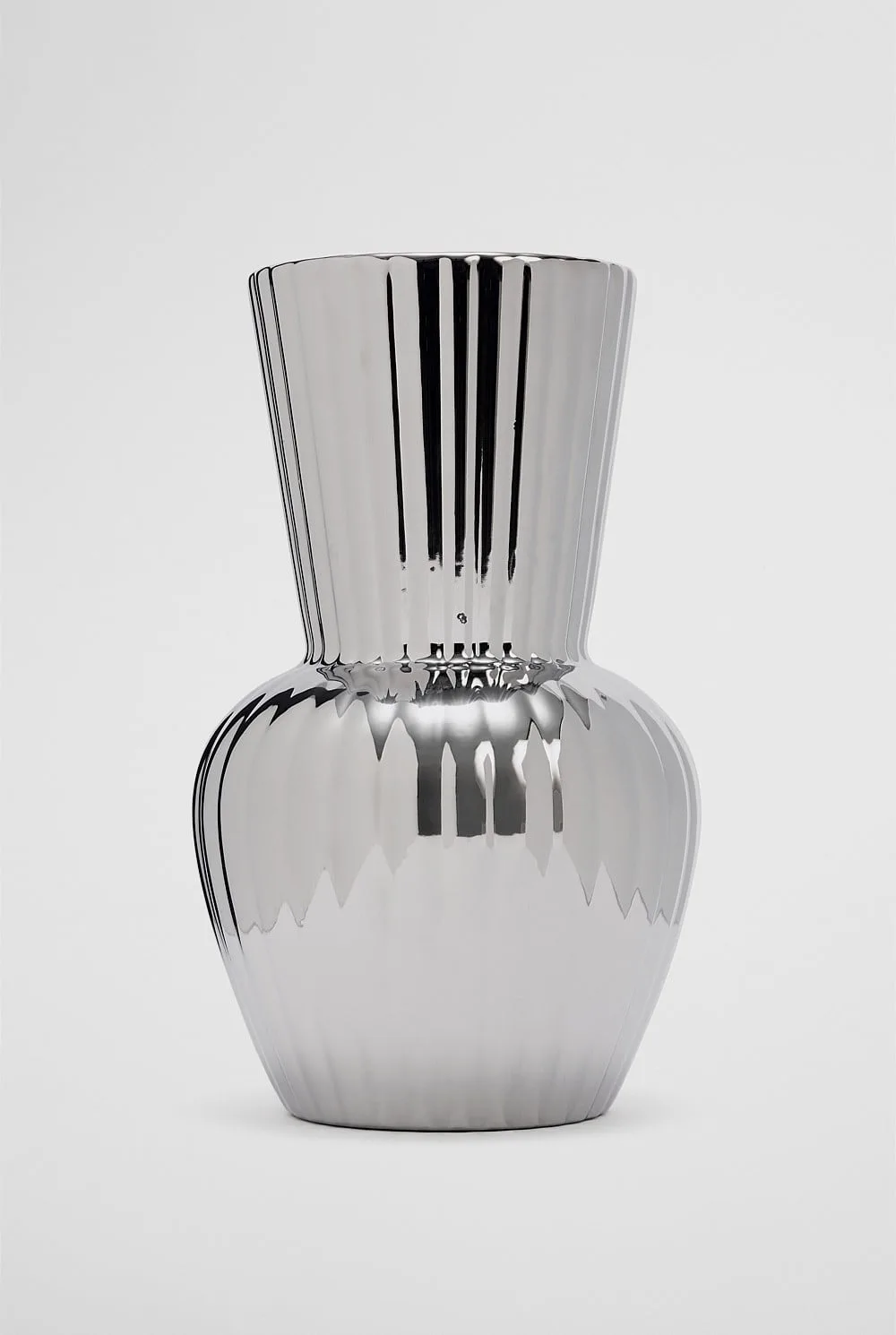 Vicki Medium Metallic Vase