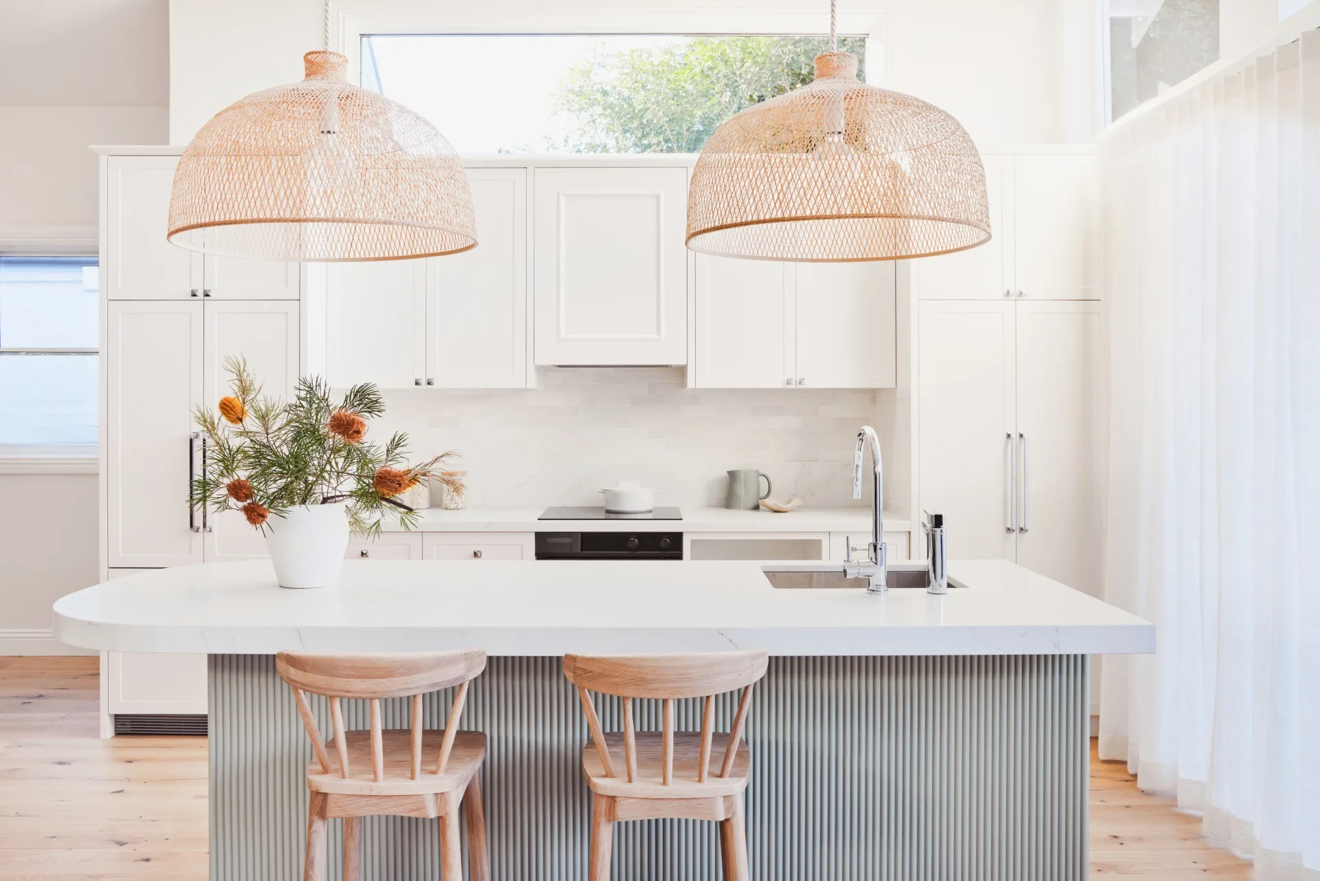 A clever use of light makes this modern cottage kitchen shine | Home Beautiful