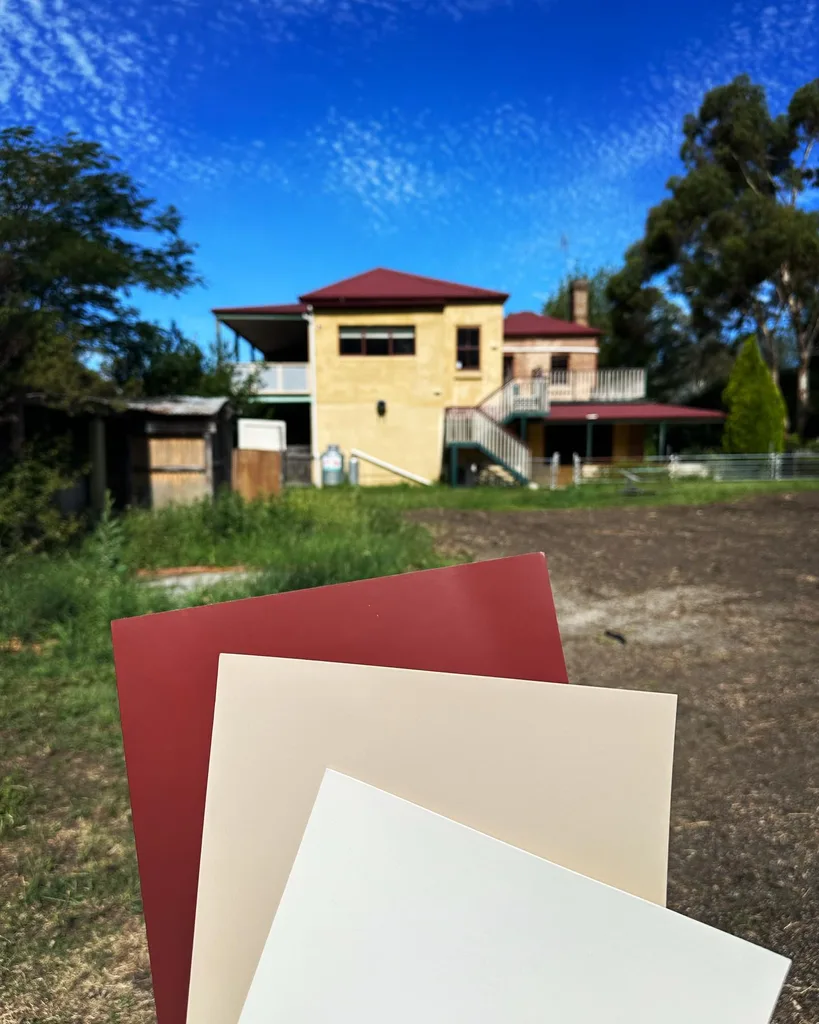 Edwina Bartholomew Saltash Farm Carcoar colours