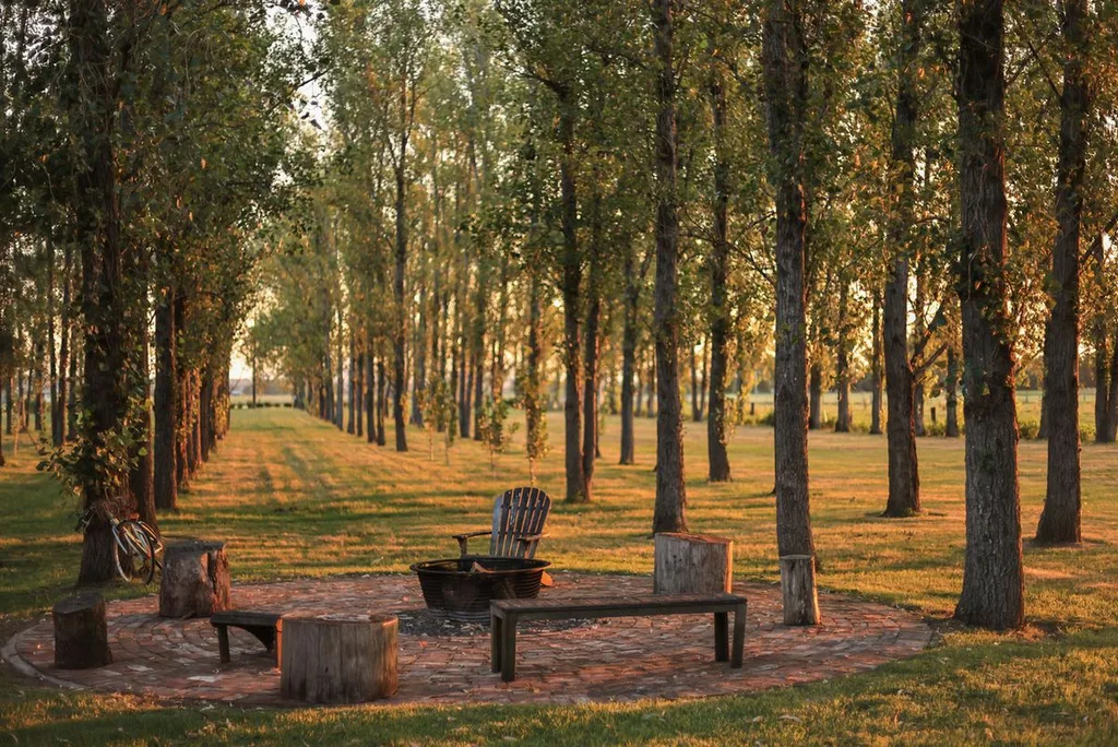 Farmer Wants a Wife location Lorn rose farm fire pit