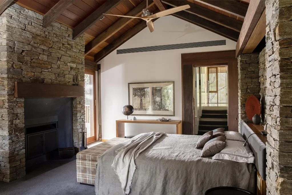 Billion Dollar Playground home Sweven Estate bedroom