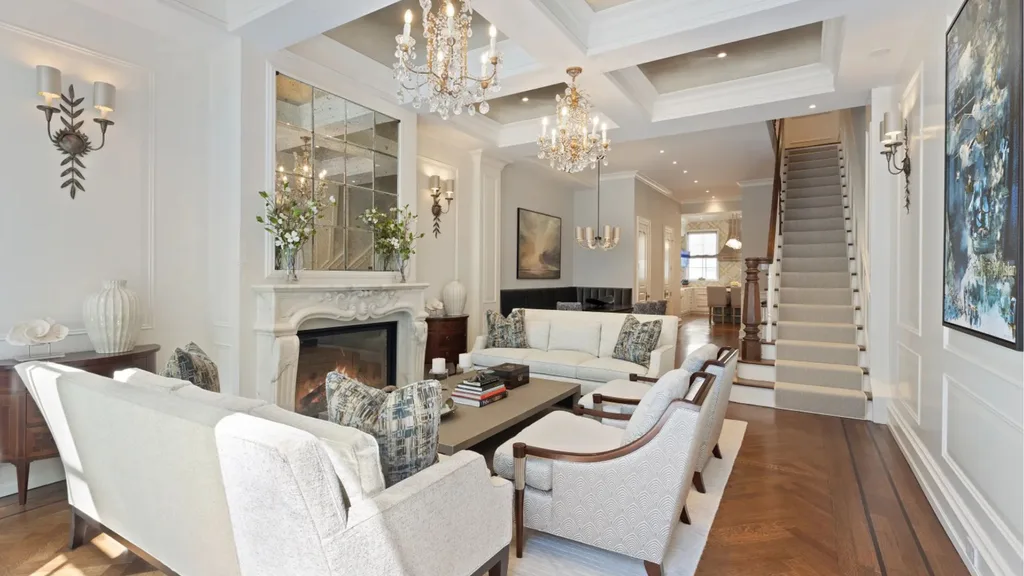 The Breakfast At Tiffany's house.