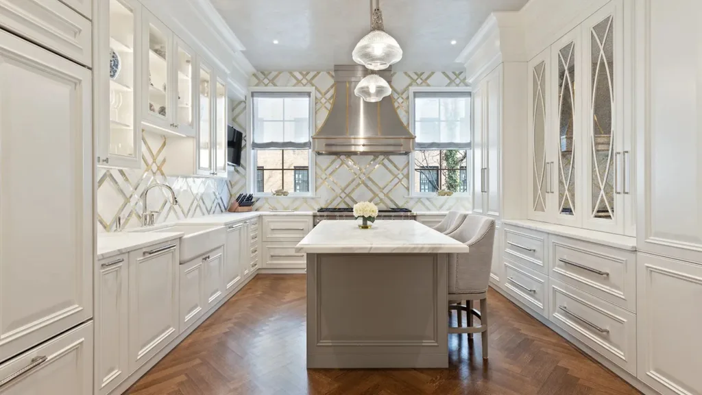 The Breakfast at Tiffany's kitchen.