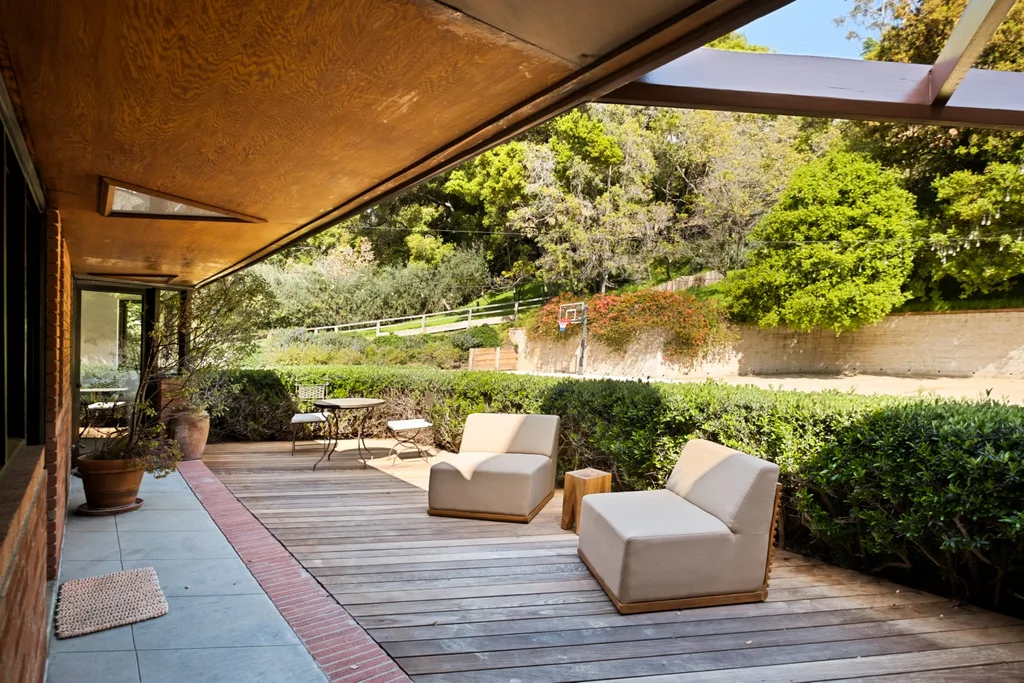 Diane Keaton Pacific Palisades home restoration back deck