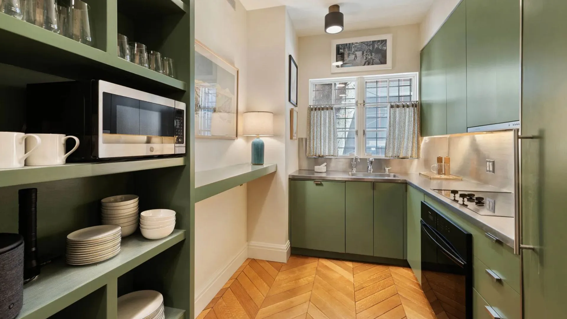 Graham Norton's green kitchen. 