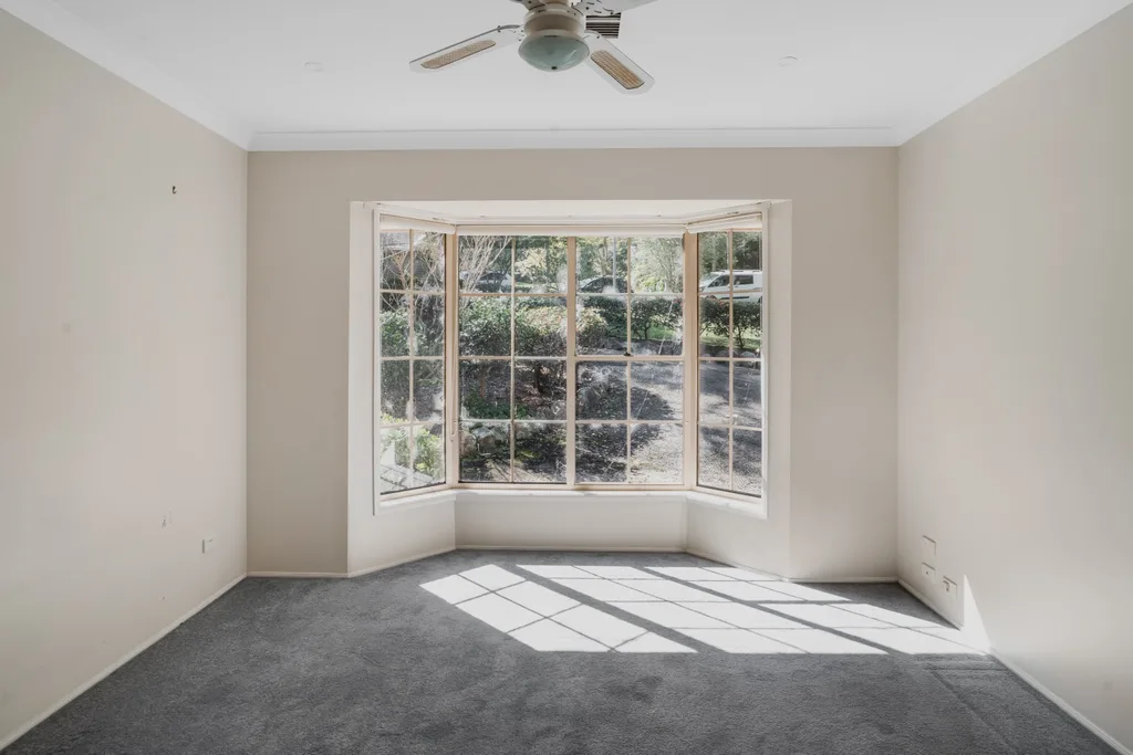 Holiday Home Makeover Ryan and Rachel The Block Before living room