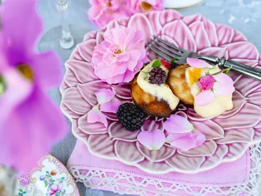 Honey madeleines with orange lemon cream