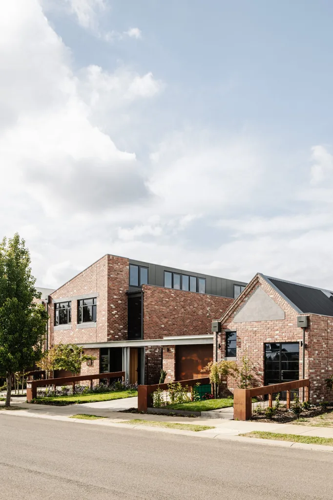 A warehouse style build in the Macedon Ranges.