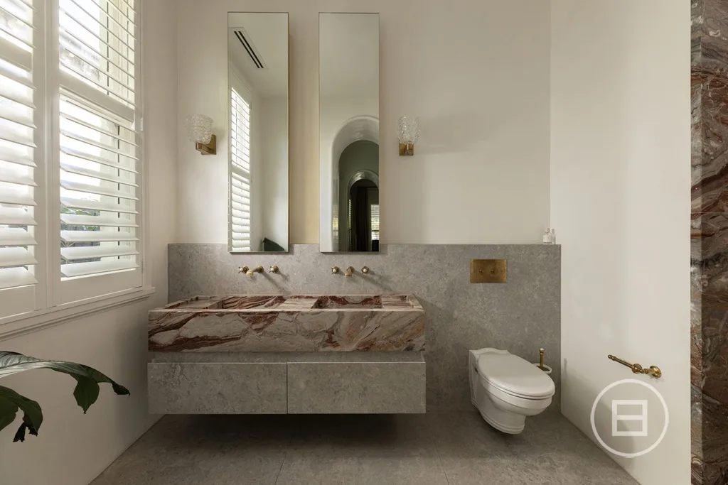 Marty Fox's Toorak home bathroom