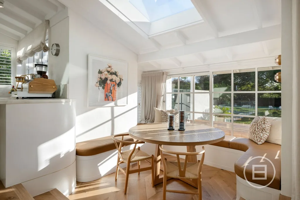 Marty Fox's Toorak home dining nook