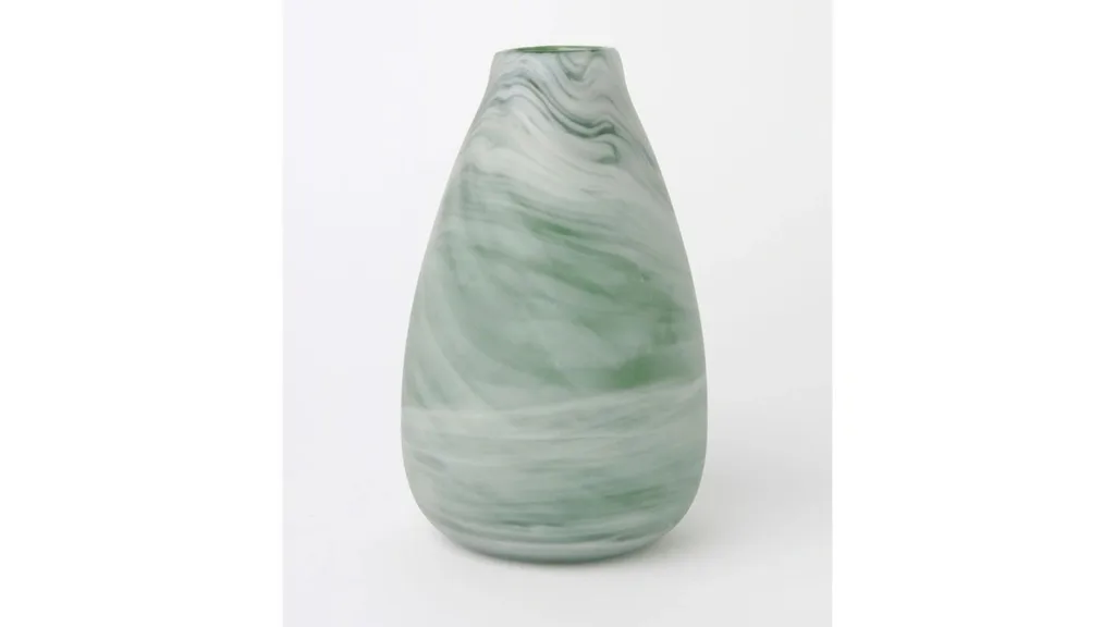A green vase