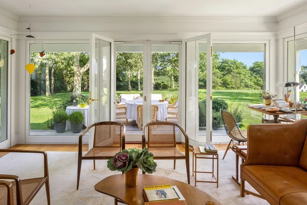 The Obama's Martha's Vineyard summer house living area. 