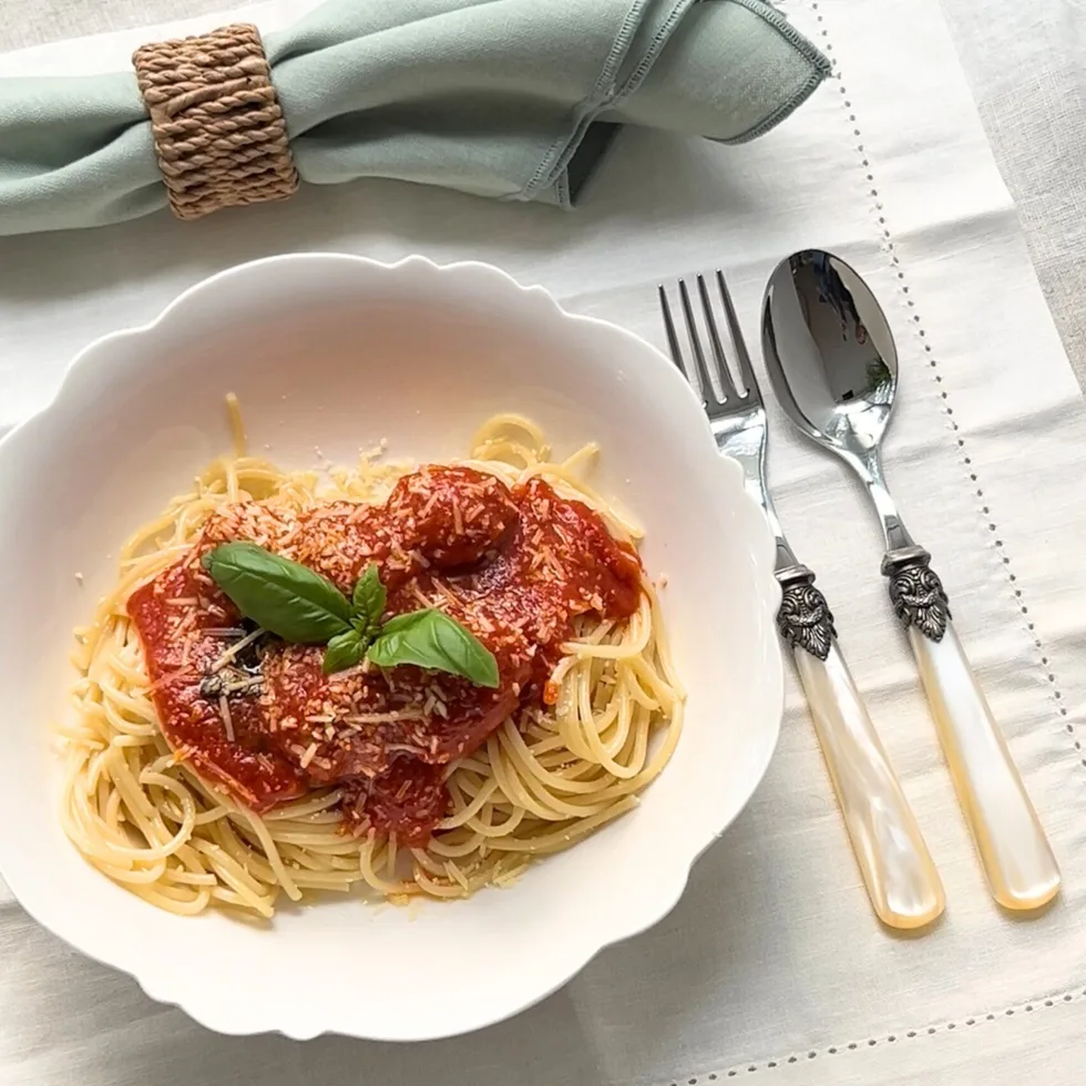 Meatballs recipe cooked with Stanley Tucci Ceramic pan