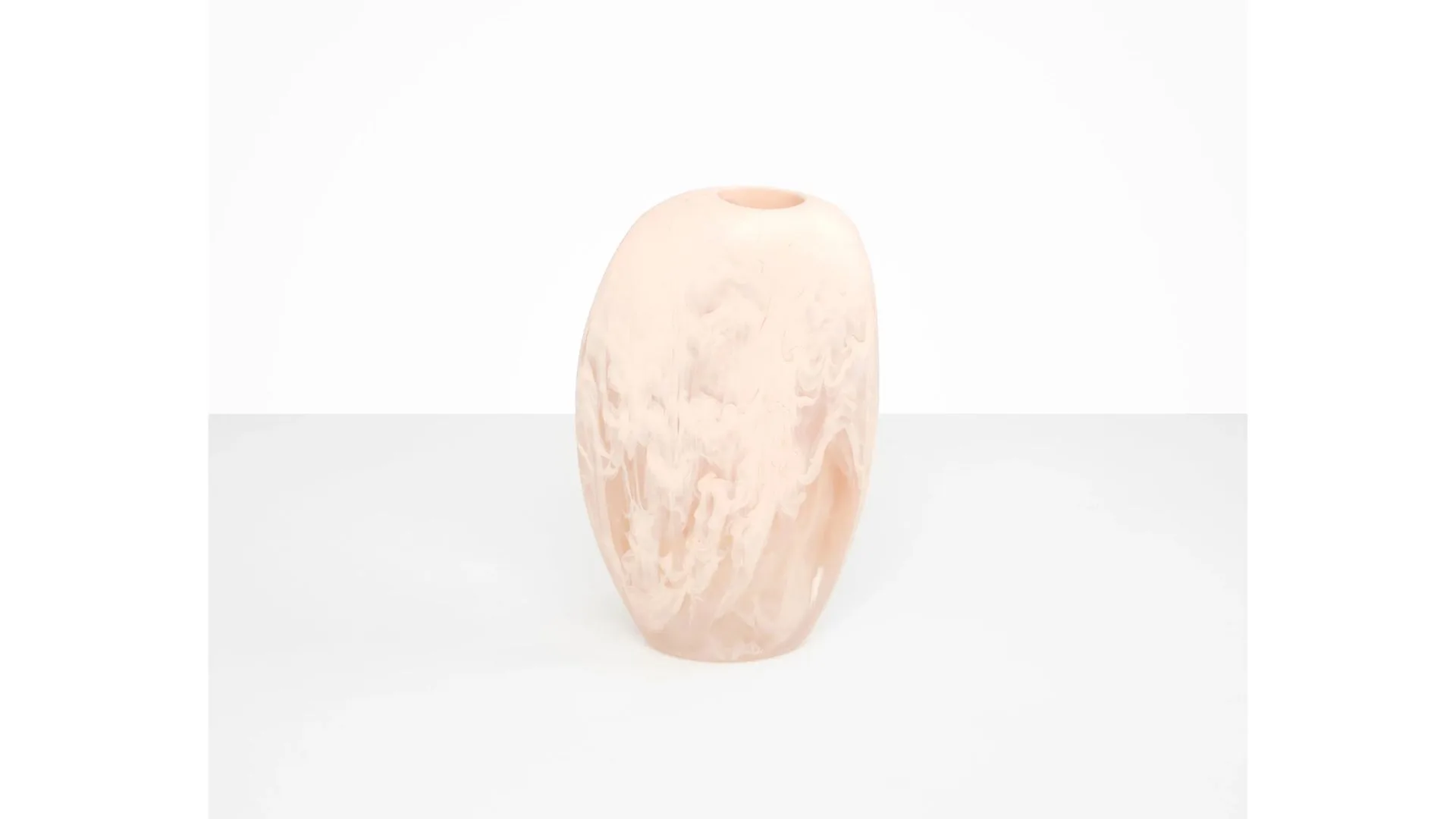 A resin vase