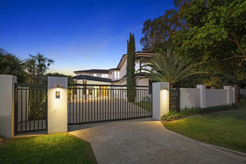 Tammy Hembrow house on the Gold Coast facade