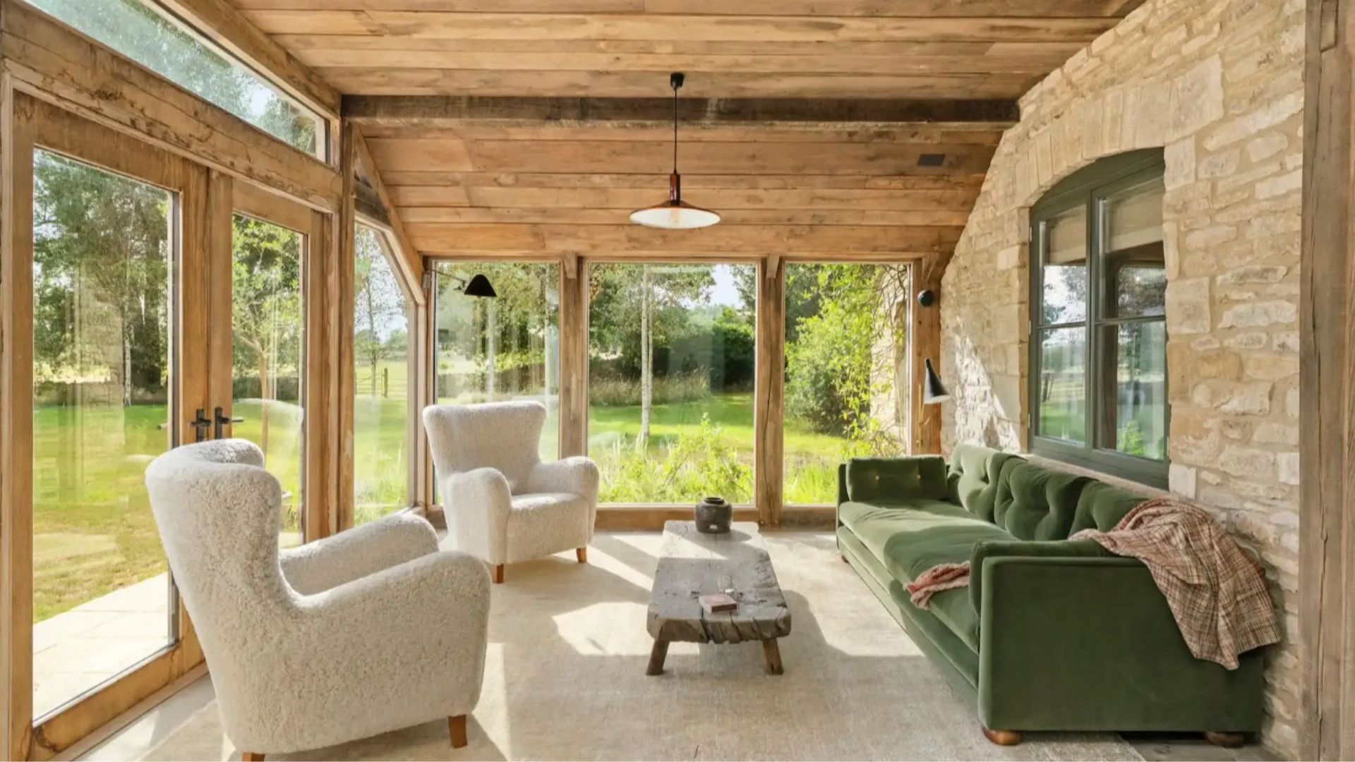 The cosy living room in Ellen Degeneres Cotswold farmhouse. 