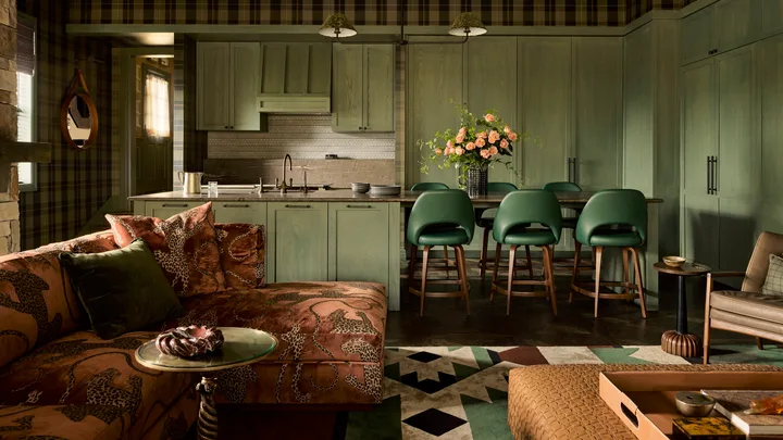 7 rooms that will convince you to try colour drenching