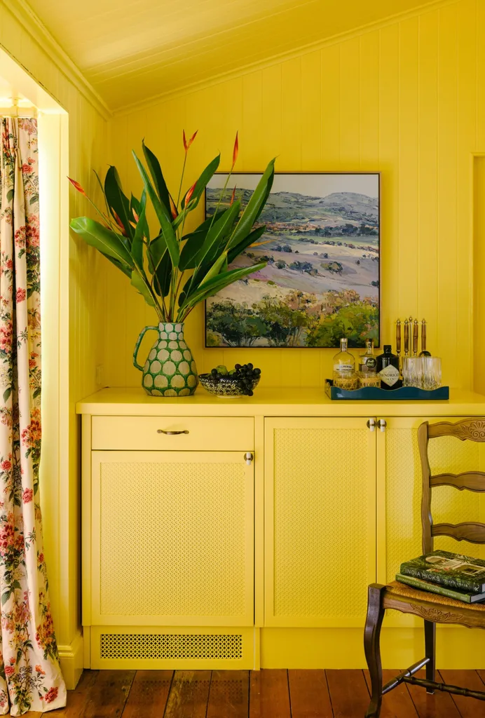 A colour drenched room in Yellow.