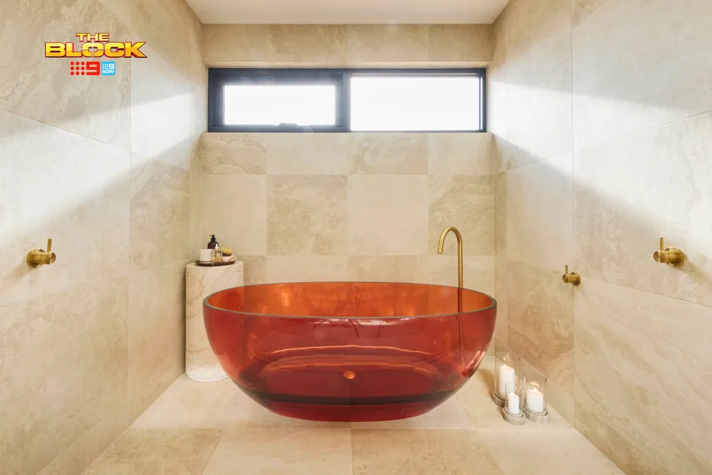 Han and Can The Block 2025 main ensuite reveal amber resin bath