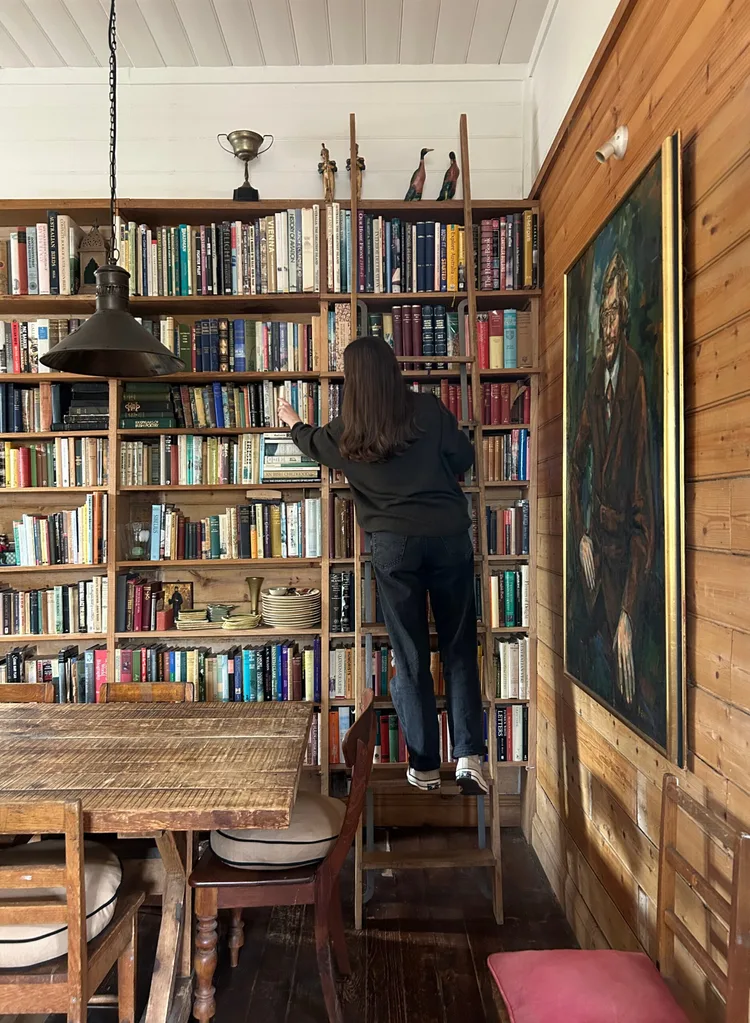 Poets Lodge Daylesford library