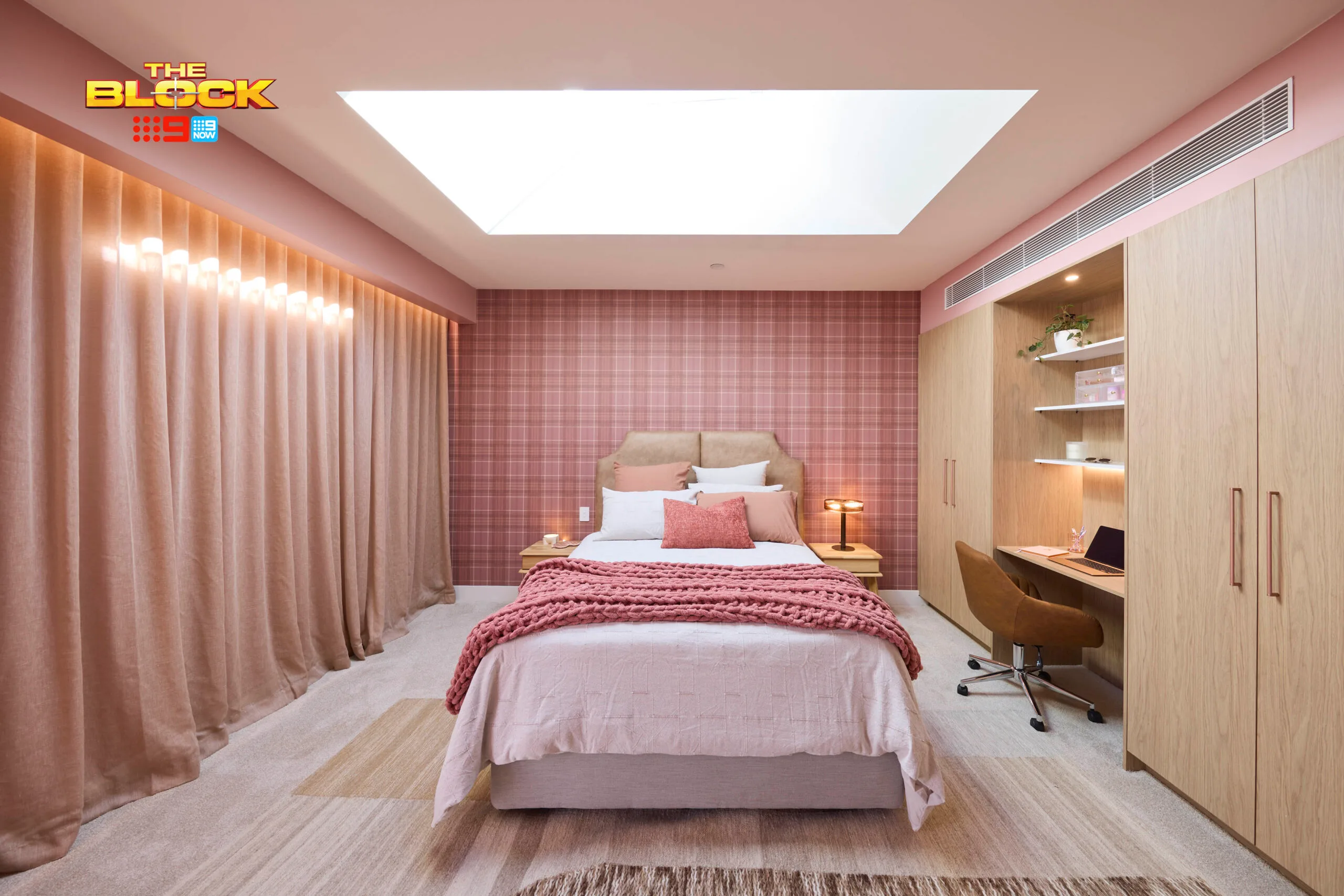 Sonny and Alicia's pink girl's bedroom. 