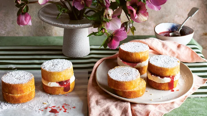Strawberry and rhubarb jam Victoria sponges