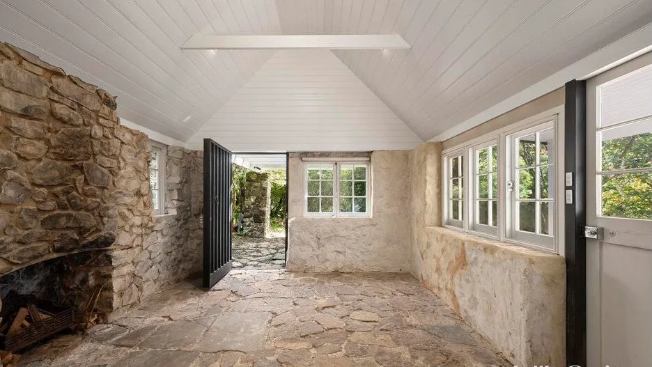 Edna Walling studio cottage