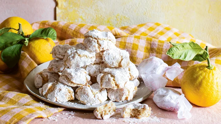 lemon and fennel seed amaretti