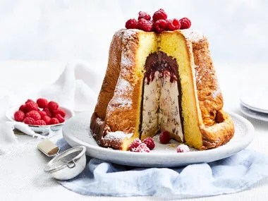 Chocolate hazelnut ice cream pandoro