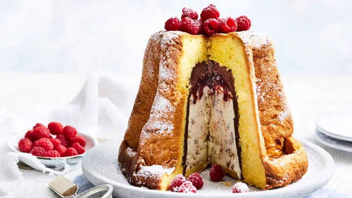 Chocolate hazelnut ice-cream pandoro
