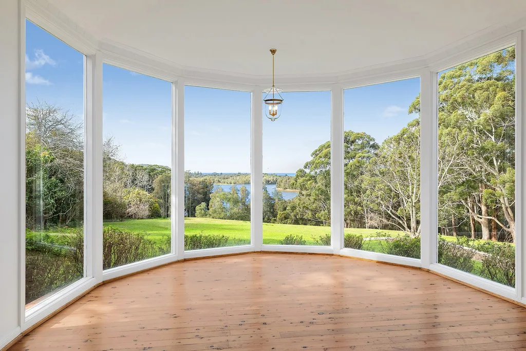 Jennifer hawkins terrigal home for sale with atrium dining room