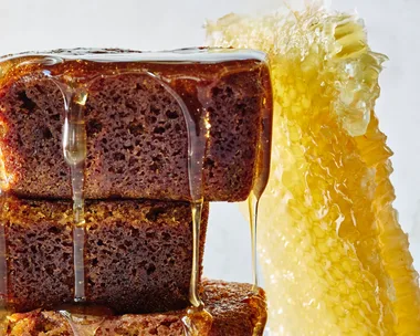 Spiced honey cakes